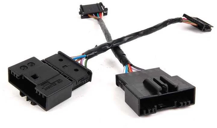BMW E46 galinių LED žibintų adapterio kabelių rinkinys originalus 61120153650
