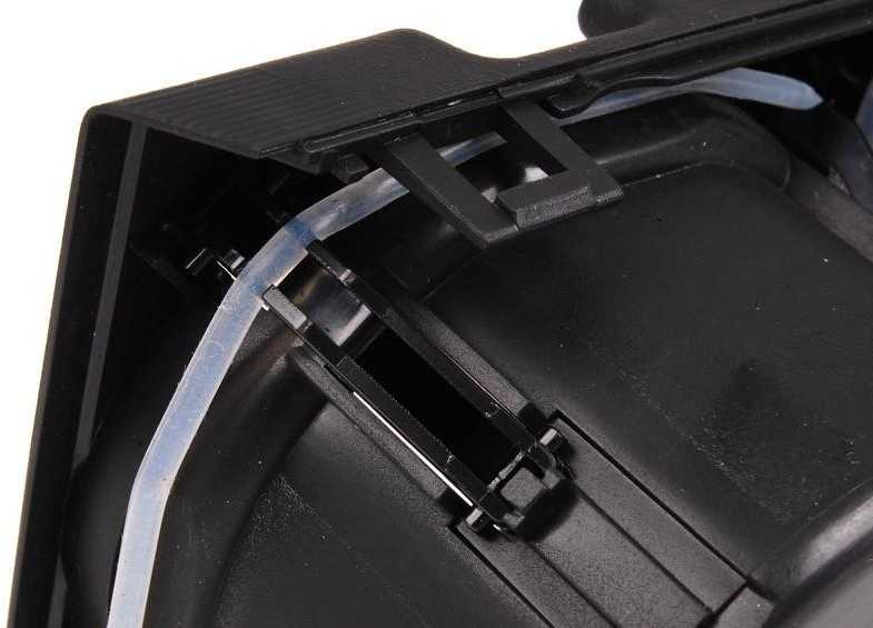 BMW E46 gėrimų laikiklis originalus 51168217953