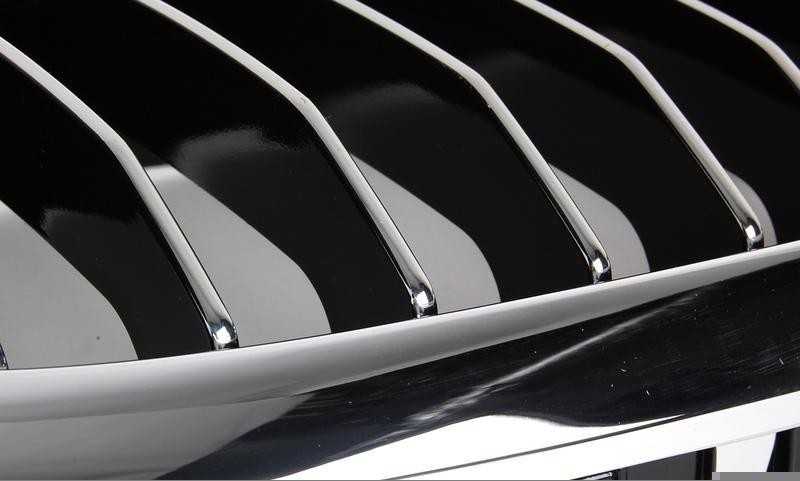 BMW E46 grotelės dešinėje pusėje originalios 51137064318