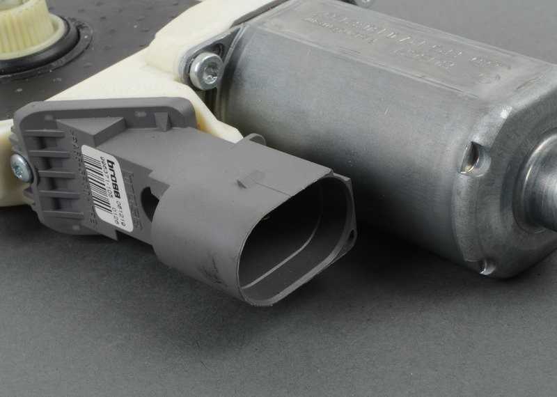 BMW E46 Priekinė Kairė Langų Keltuvo Pavaros Originalus 67626935927