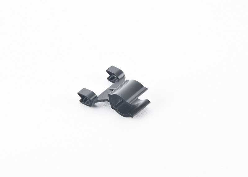 BMW E46 priekinės centrinės grotelės Bamperio grotelės originalios 51112694724