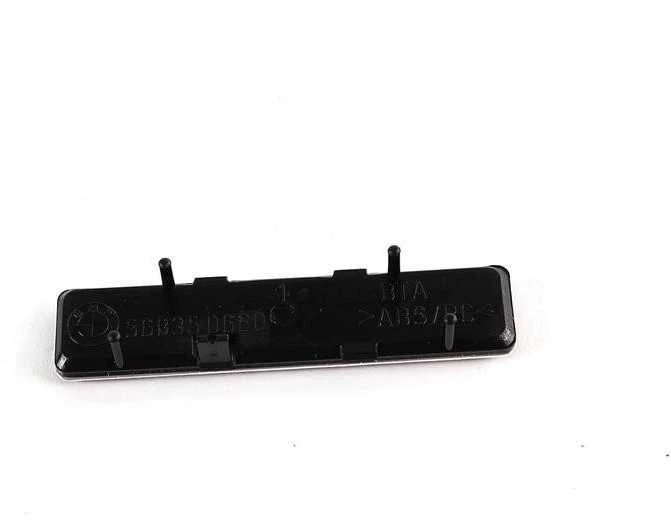 BMW E46 priekinio sparno apdailos grotelių emblema Originali 72127900605