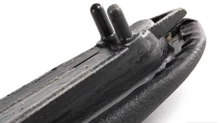 BMW E46 Priekinis Kairysis Viršutinis Rankenos Dalis Originalus 51418238641
