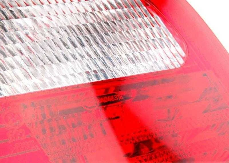 BMW E46 Sedanas Vidinė Galinė Šviesa Kairė Originali 63218364923