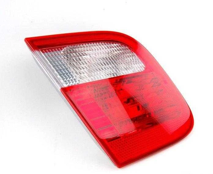 BMW E46 Sedanas Vidinė Galinė Šviesa Kairė Originali 63218364923