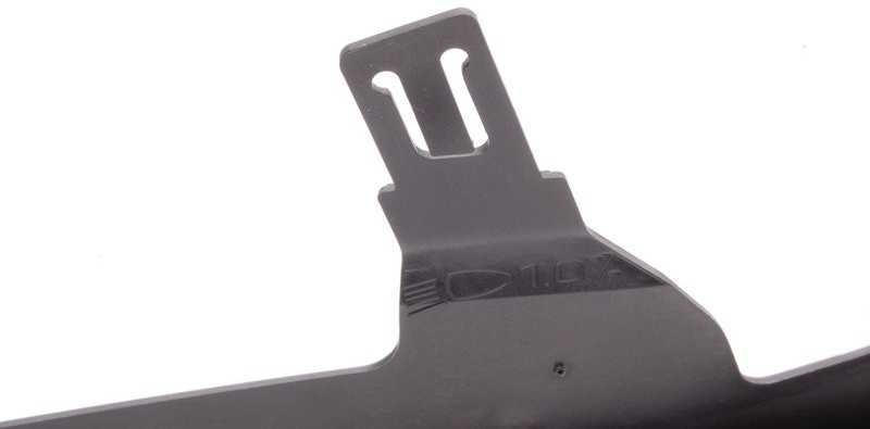 BMW E46 viršutinio priekinio žibinto dangtelio juostelė dešinė originali 63128384490