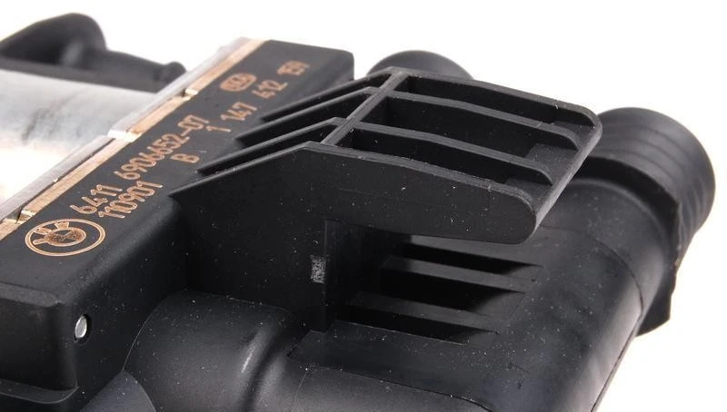 BMW E53 E60 E60N E61 Šildymo valdymo vožtuvo solenoidas Originalus 64116906652