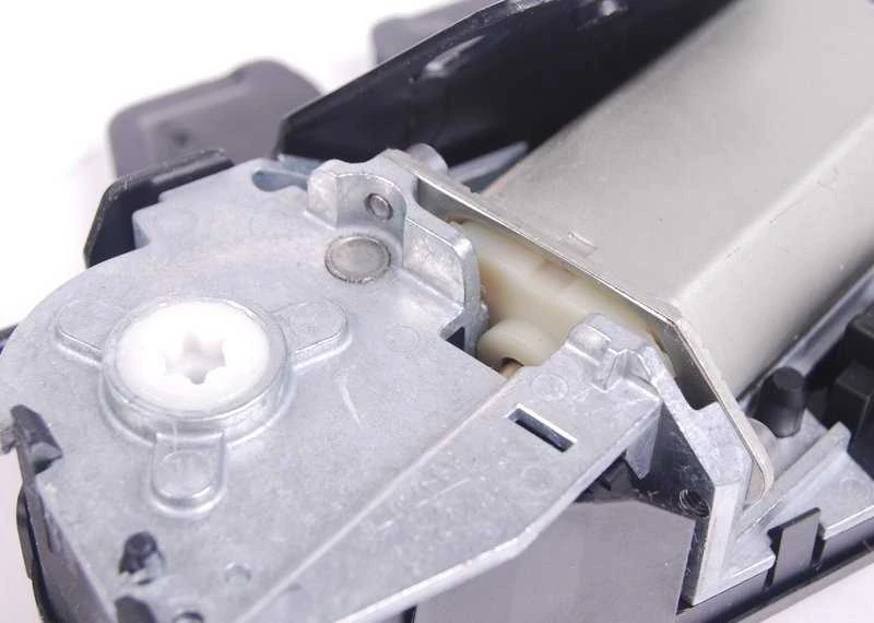 BMW E53 viršutinio liuko užraktas originalus 51248408492