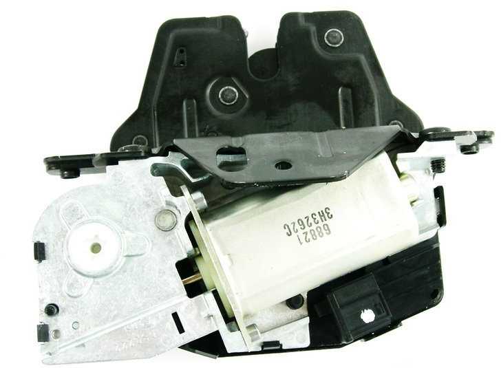 BMW E53 X5 galinių viršutinių galinių vartų liuko užraktas su variklio pavara originalus 51247111008