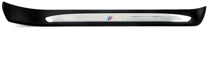 BMW E60 apdailos detalė Priekinis dešinysis įvažiavimas Originalus 51477898818