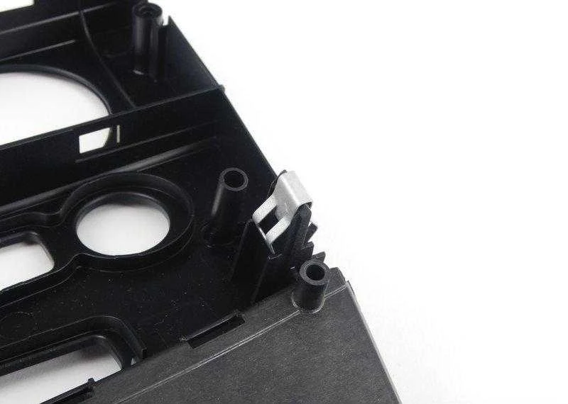 BMW E60 E61 Centro Alu Priekinis Skydelis Originalus 51456951039