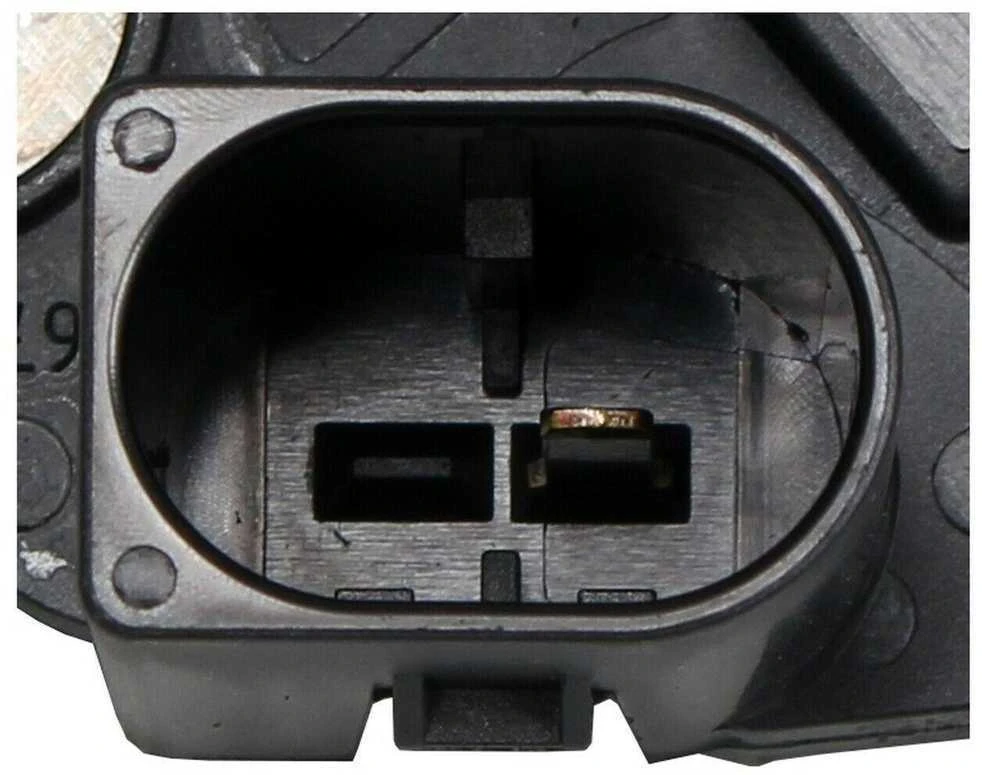 Bmw Įtampos Reguliatorius E90 E60 E61 E63 E64 E65 Originalus 12318510092