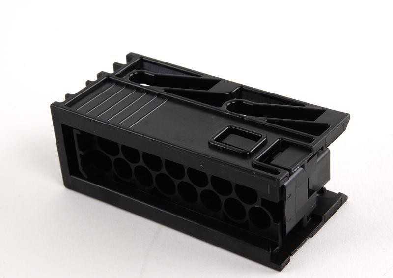 BMW E60 E61 E63 E64 MAŽO GALIOS MODULIO KONEKTORIŲ RINKINYS MPM ORIGINALUS 61131382566