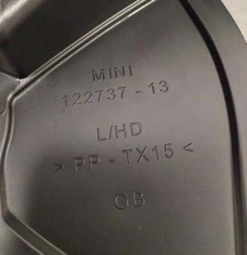 BMW E60 E61 E65 E66 E66 E70 E71 E72 E83 E85 E86 E87 E90 E91 E91 E92 E93 Galinių stabdžių diskas originalus 51162752811