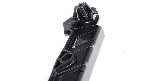 BMW E60 E61 Priekinis Kairysis Bamperio Laikiklis Montavimas 7178077 51117178077