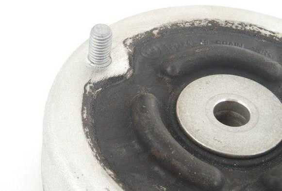 BMW E60 galinės pakabos amortizatoriaus laikiklis originalus 33522282766