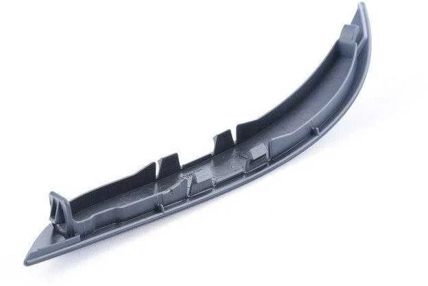 BMW E60 galinio dešiniojo bamperio dangčio apdaila originali 51127166662