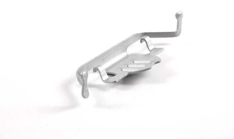 BMW E60 galinių stabdžių kaladėlių apsaugos nuo traškesio spaustukas originalus 34216758059