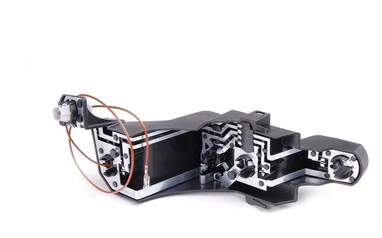 BMW E60 lemputės laikiklis kairėje pusėje originalus 63217361881