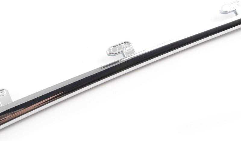 BMW E63 priekinio kairiojo skydelio apdaila Originalus 51137009247