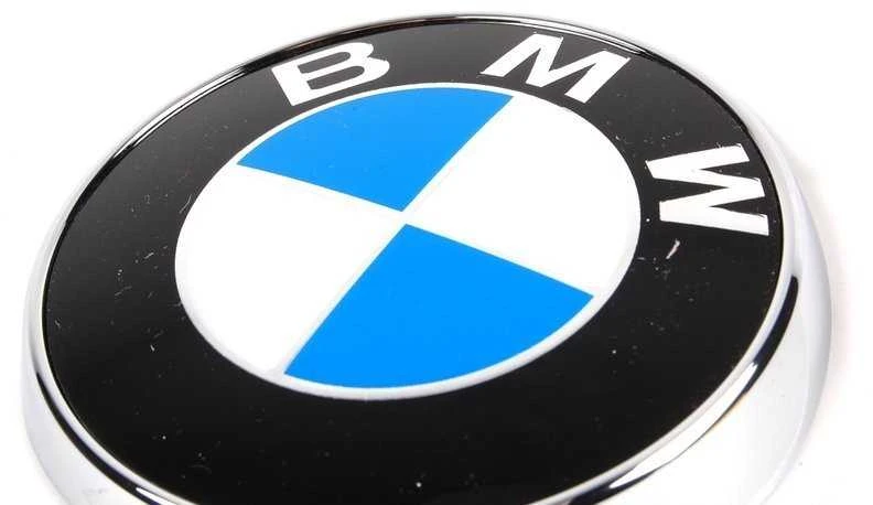 BMW E65 E66 bagažinės kairės pusės sraigtasparnis originalus 51247201461