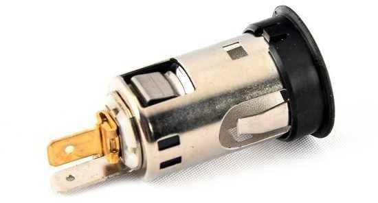 BMW E65 E66 E66 E67 E70 E70N E71 cigarečių žiebtuvėlio lizdas OEM 61346973035 originalus