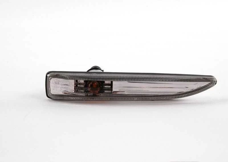 BMW E65 E66 šoninis gabaritinis dešinysis žibintas originalus 63137164758
