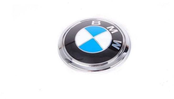 BMW E65 emblema su ženkliuku Originalus 51147135356