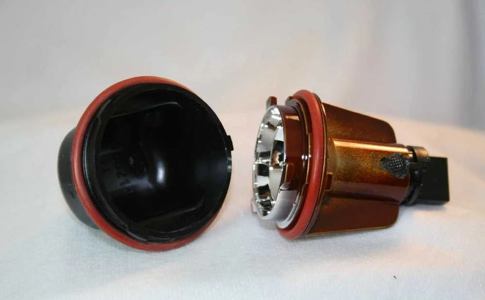BMW E65 lemputės lizdas Originalus 63126916097