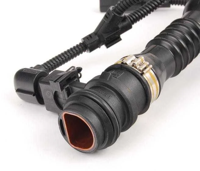 BMW E70 E90 variklio oro įsiurbimo žarna originali 13717808158