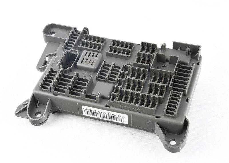 BMW E70 galinis maitinimo paskirstymo blokas Originalus 61146931687