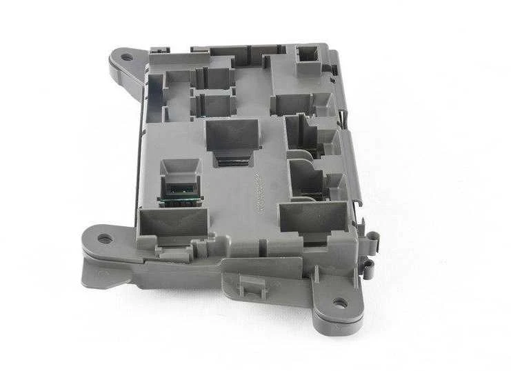 BMW E70 galinis maitinimo paskirstymo blokas Originalus 61146931687