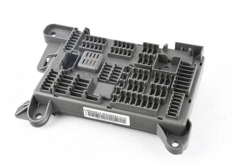 BMW E70 galinis maitinimo paskirstymo blokas Originalus 61146931687