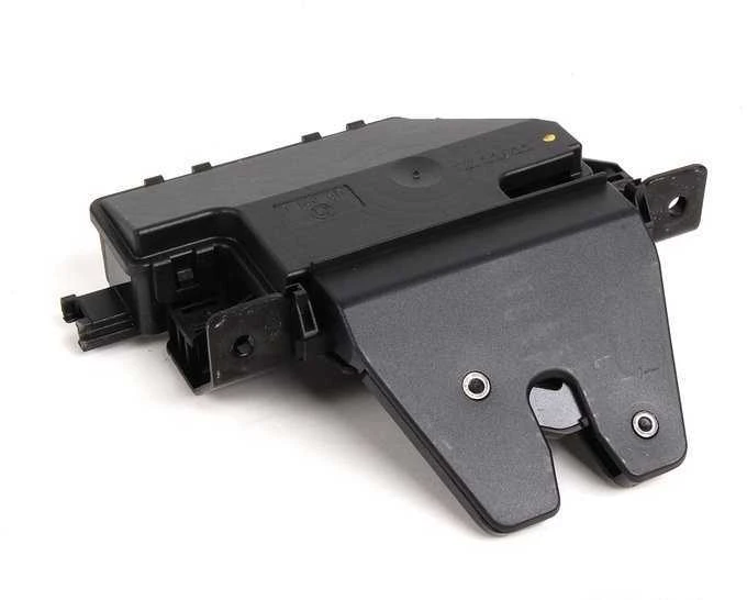 BMW E81 E60 E46 galinio bagažinės užrakto paleidiklis originalus 51247840617