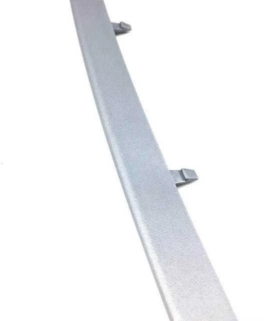 BMW E81 E87 2008-2012 m. priekinio bamperio centro grotelių apdaila originali 51117182362