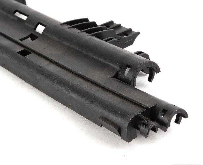 BMW E81 E87 E90 Kabeliu Kanalo Apatine Dalis Originalus 12527534161