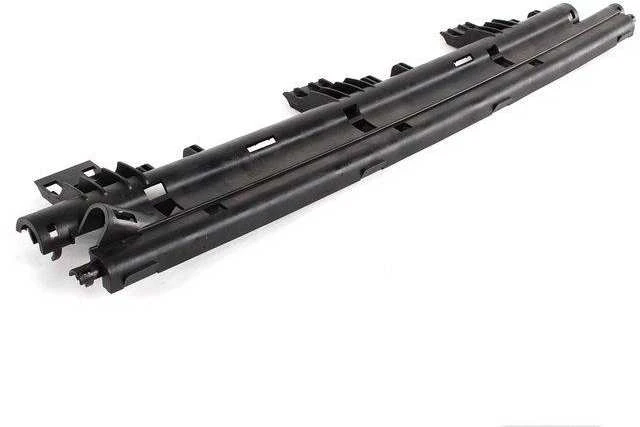 BMW E81 E87 E90 Kabeliu Kanalo Apatine Dalis Originalus 12527534161