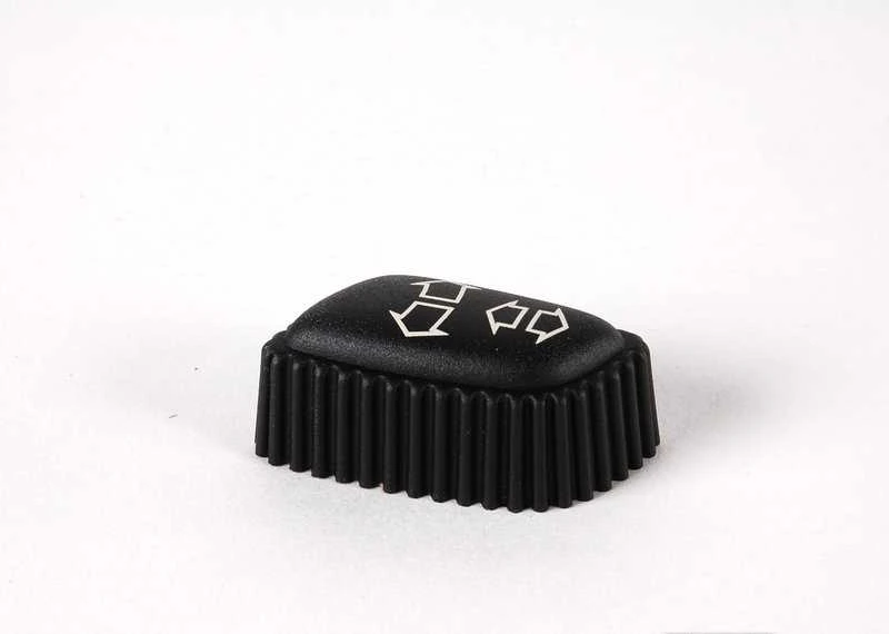 BMW E81 E88 lemputės lizdas originalus 63126940665