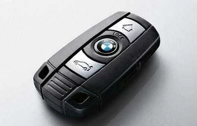 BMW E81 E90 rakto emblema originali 66122155754