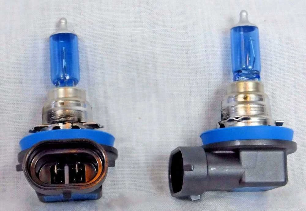 BMW E81 F22 mėlynos halogeninės lemputės originalios 63112359505