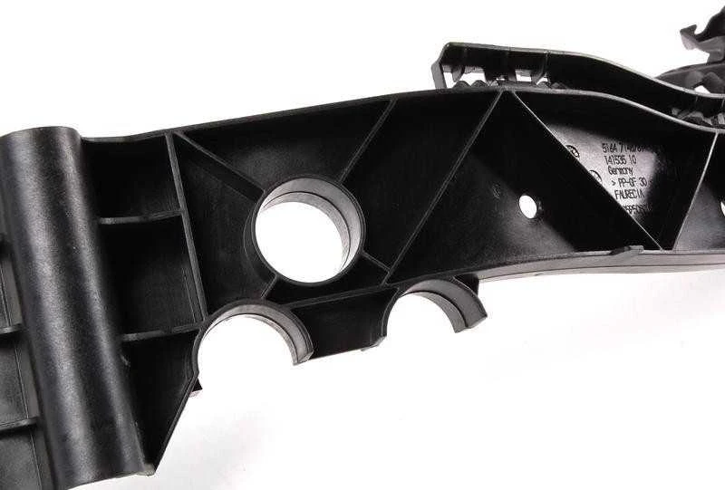BMW E81 priekinio žibinto laikiklis kairėje pusėje Originalus 51117148761