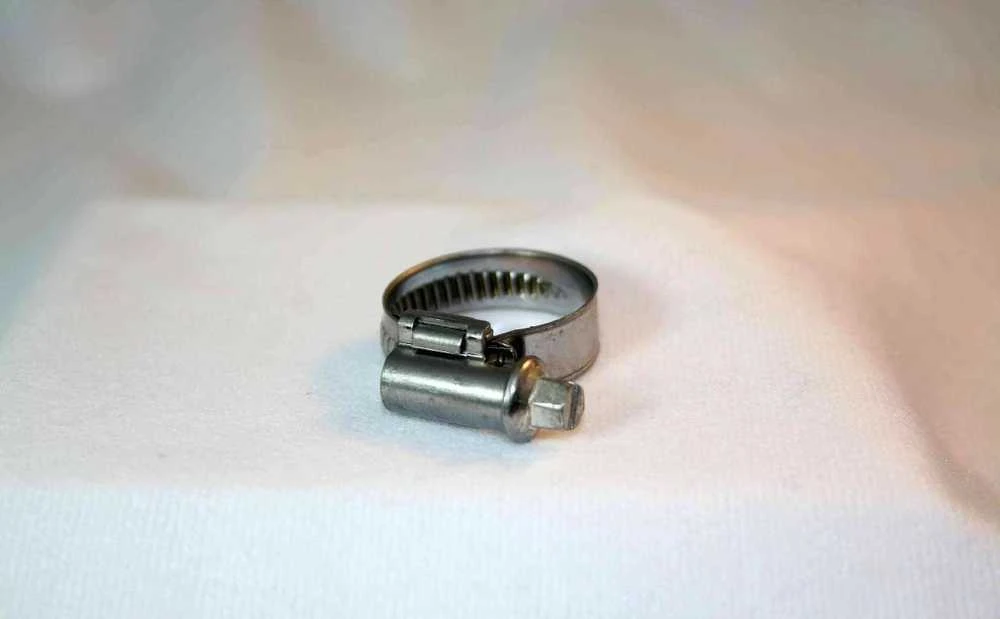 BMW Žarnos Spaustukas 18-24 mm E30 E36 E46 E90 F30 F31 Originalus 07129952109