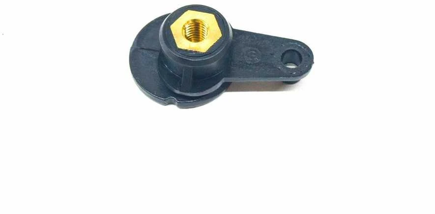 BMW E82 E84 Alyvos aušintuvo montavimo laikiklis originalus 17217540030