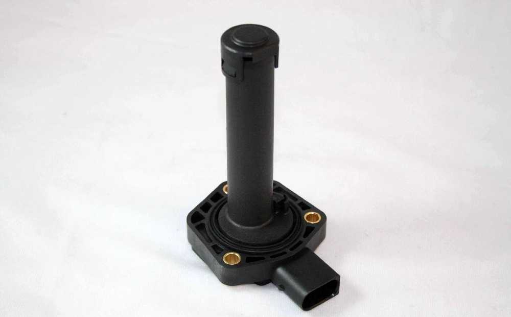 BMW E82 E90 variklio alyvos lygio jutiklis originalus 12617607910