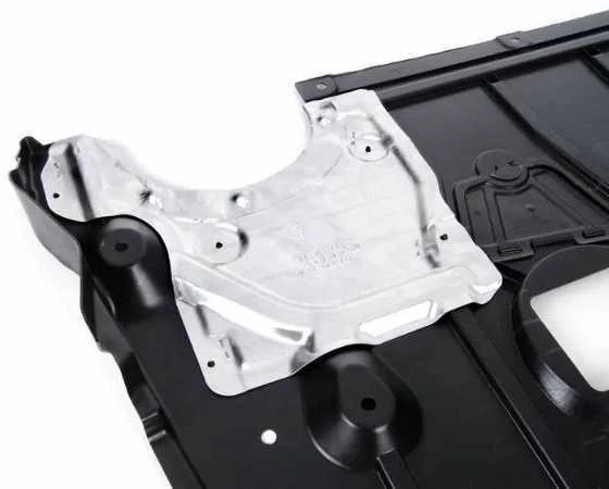 BMW E82 variklio pilvo dangtis originalus 51752996364