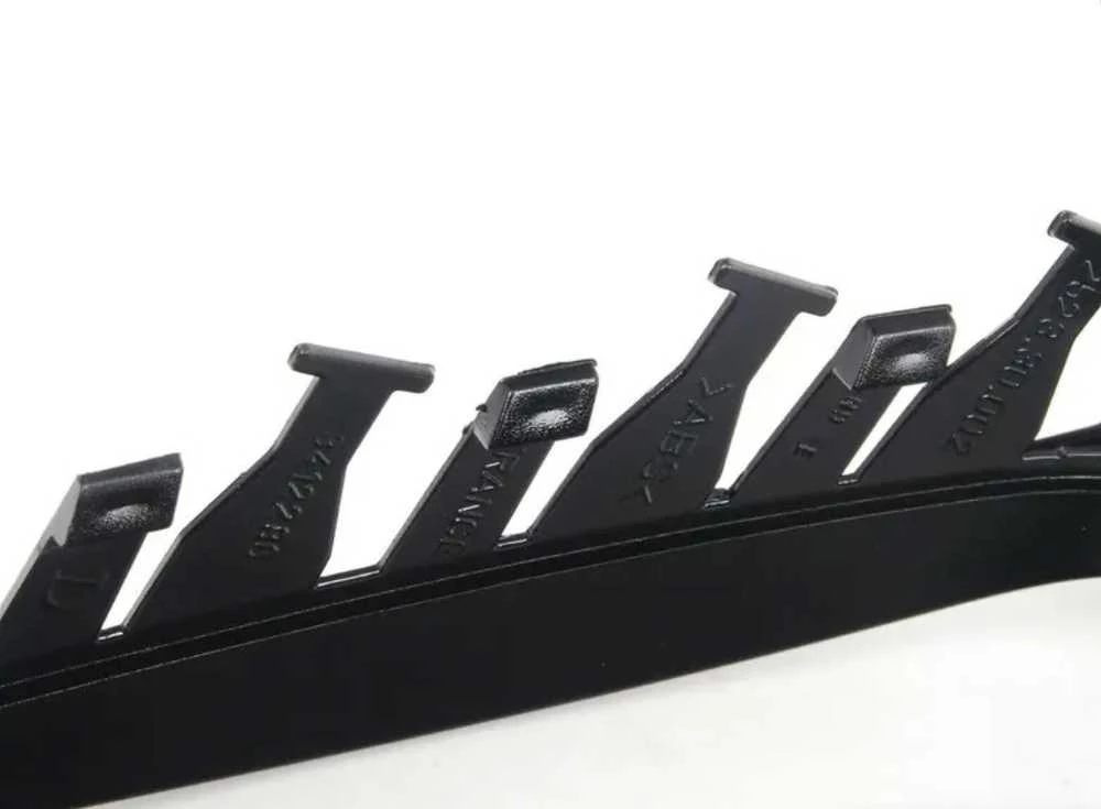 BMW E83 veidrodžio rėmelis dešinėje pusėje originalus 51163417704