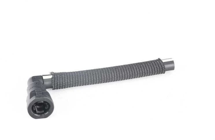 BMW E84 E89 F07N F10 F10N turbokompresoriaus vakuuminė žarna originali 11657607727