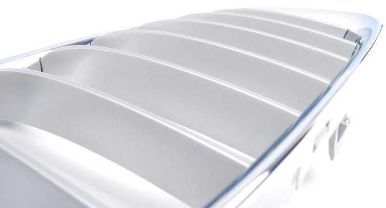 BMW E84 priekinių kairiojo ir dešiniojo inksto grotelių rinkinys Originalus 51117347669