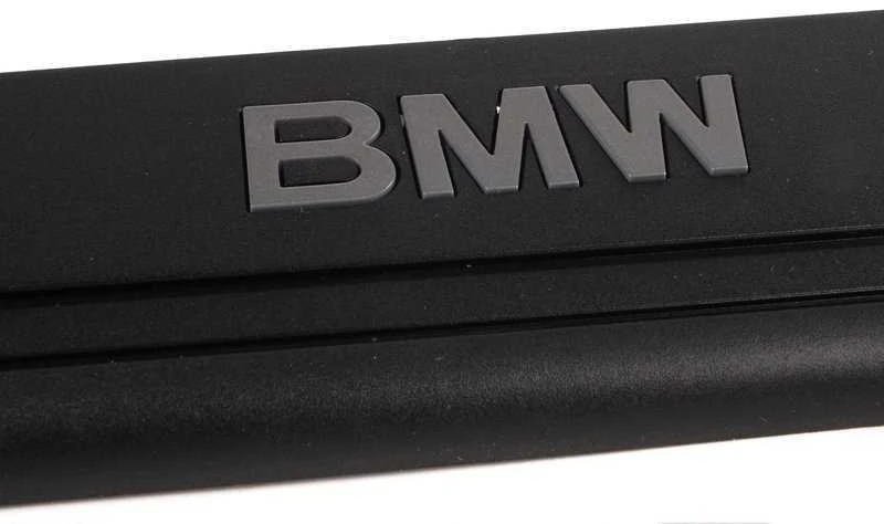 BMW E85 E86 E89 durų slenksčio apdaila dešinė originali 51477016654