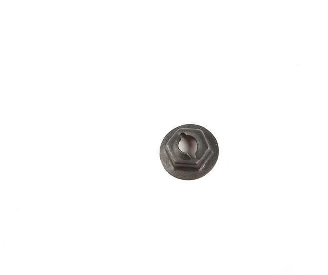 BMW E85 E86 E89 variklio dangčio ženkliuko veržlė Originali 51418176418
